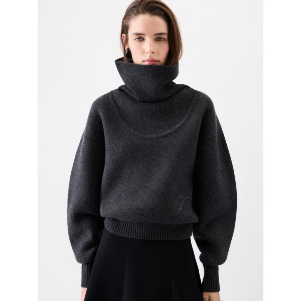 dark grey Jacquemus knit