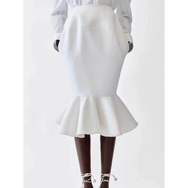 white Jacquemus skirt