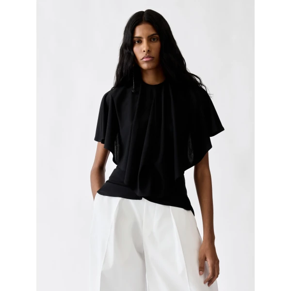 black Jacquemus top
