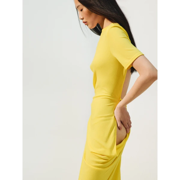 yellow Jacquemus dress
