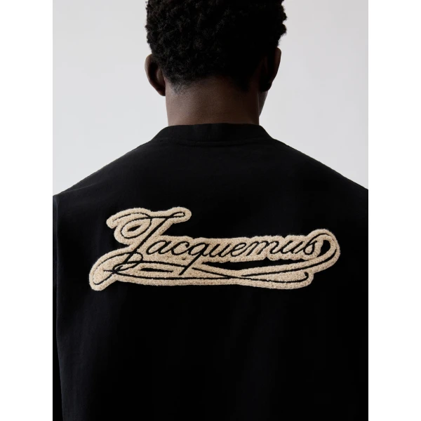 black Jacquemus top