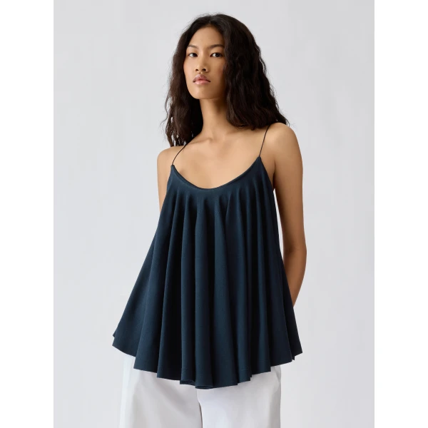dark navy Jacquemus top
