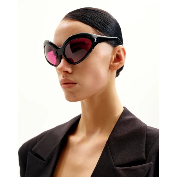 JW PEI Quorra Cateye Sunglasses in Black | Sunglasses | Coveti