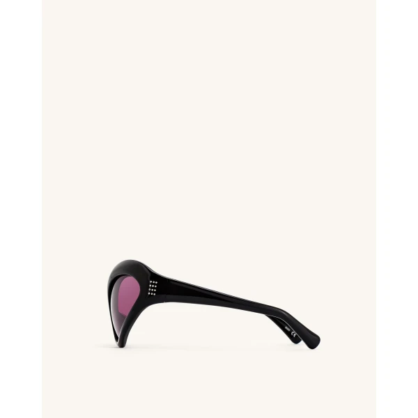 JW PEI Quorra Cateye Sunglasses in Black | Sunglasses | Coveti