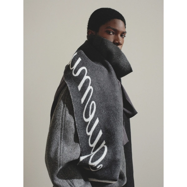Jacquemus The Atelier Scarf in Grey | Scarves | Coveti