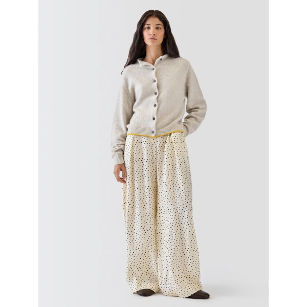 Jacquemus The Cachemire Cardigan in Light Beige | Cardigan | Coveti