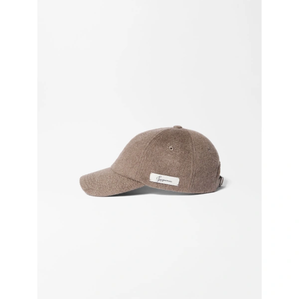 Jacquemus The Cavallo Cap in Brown | Baseball Caps | Coveti