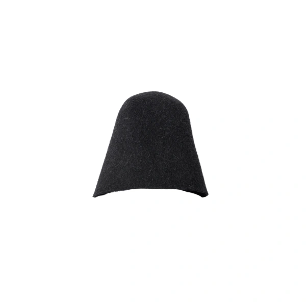 The Cloche Hat in Black