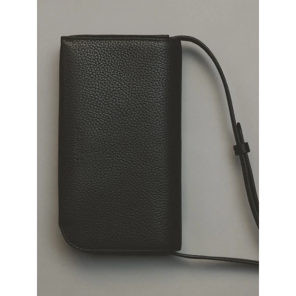 black Jacquemus shoulder bag
