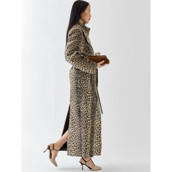 Jacquemus The Fernando Coat in Leopard Beige and Black | Coats | Coveti