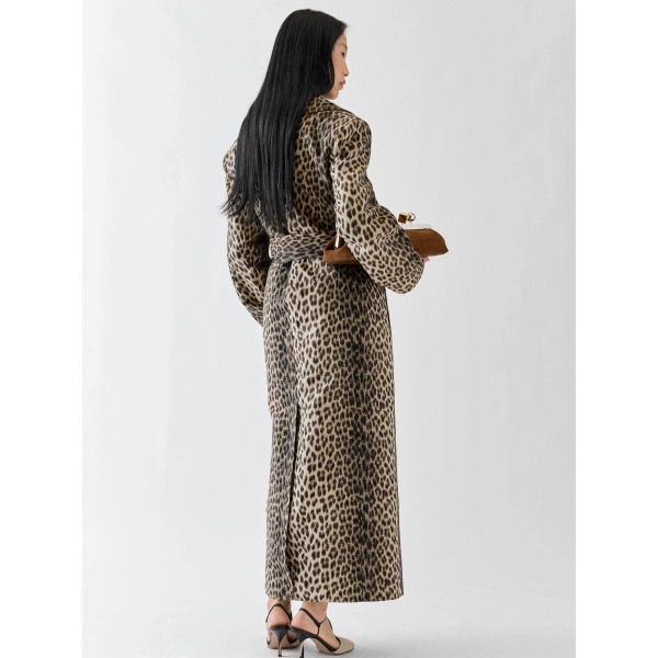 Jacquemus The Fernando Coat in Leopard Beige and Black | Coats | Coveti