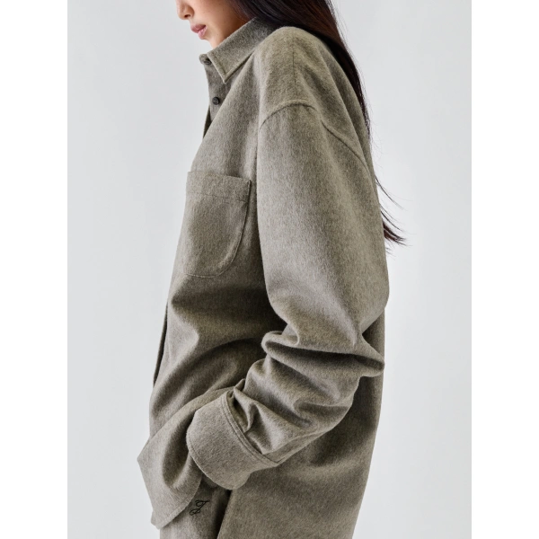 Jacquemus The Flanelle Shirt in Beige | Shirts | Coveti