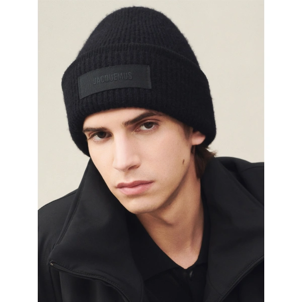 Jacquemus The Gros Grain Beanie in Black | Beanies | Coveti