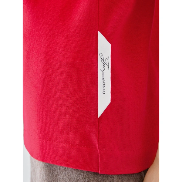 Jacquemus The Logo T-Shirt in Red | T-shirts | Coveti