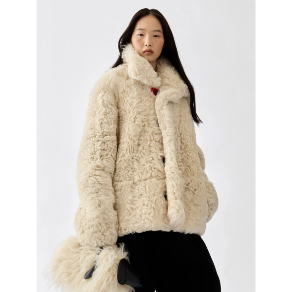 Jacquemus The Mouton Peacoat in Off-White | Leather Coats | Coveti