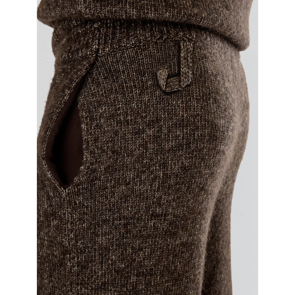 Jacquemus The Pilu Sweatpants in Brown | Sweatpants | Coveti