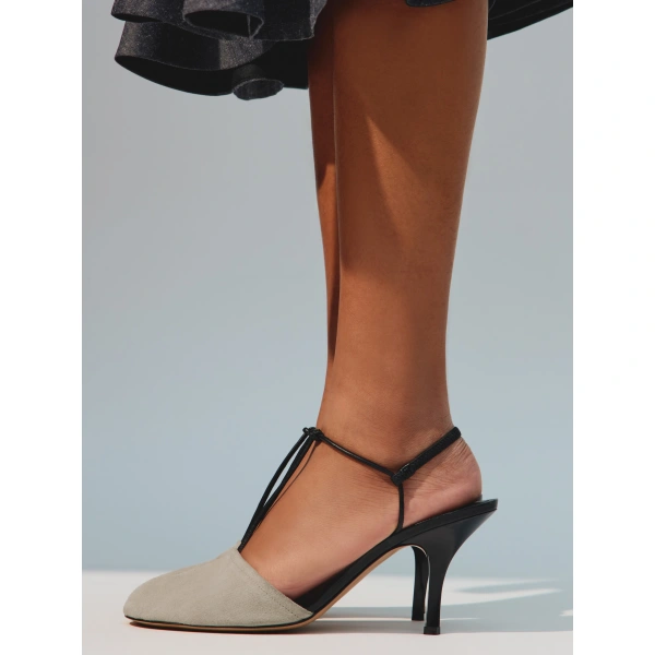 Jacquemus The Pina Sandals in Greige | Sandals | Coveti