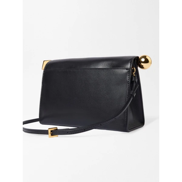 black clutch