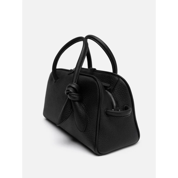 black tote bag
