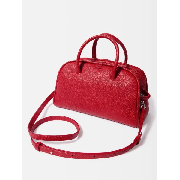 red Jacquemus tote bag
