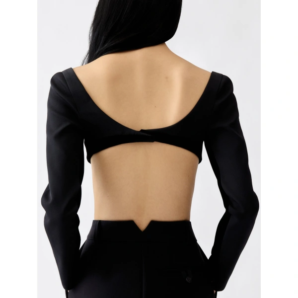 Jacquemus The Tailleur Short Top in Black | Tops | Coveti