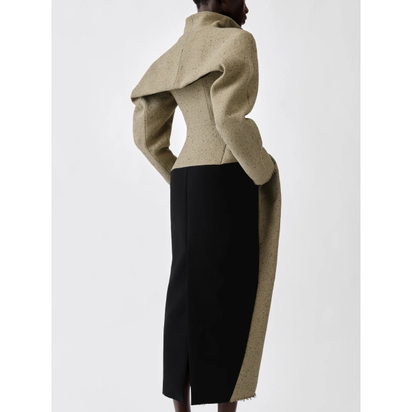 Jacquemus The Tulipe Coat in Beige | Wool Coat | Coveti