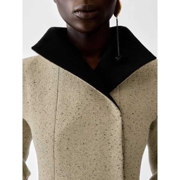 Jacquemus The Tulipe Coat in Beige | Wool Coat | Coveti