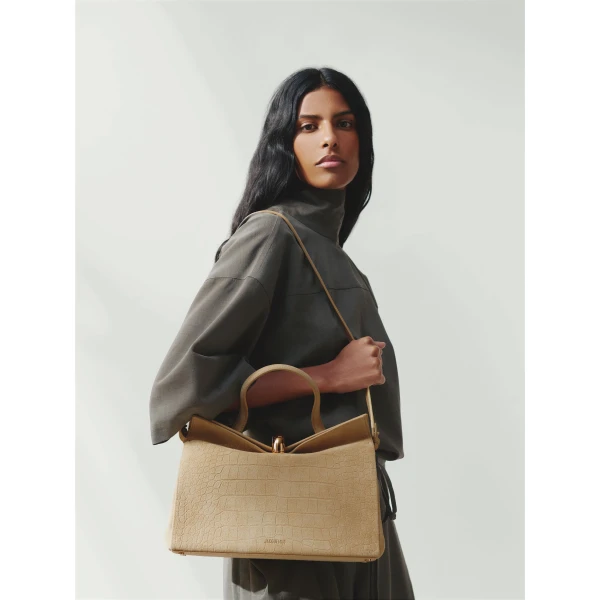 beige Jacquemus shoulder bag