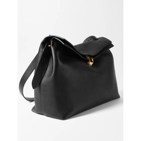 black shoulder bag