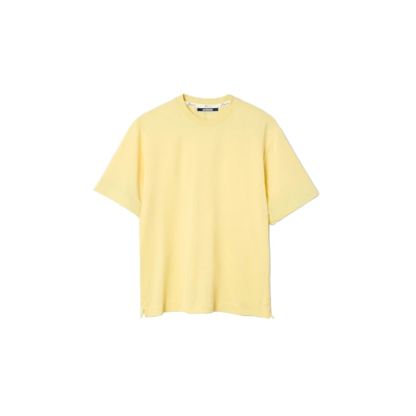 The Ventadou T-Shirt in Light Yellow