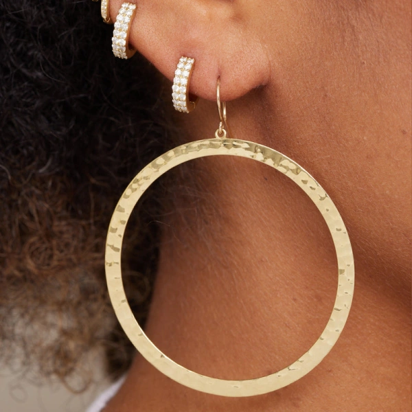 Jennifer Meyer Extra Large Hammered Open Circle Earrings in 18K White Gold | Fine Earrings | Coveti