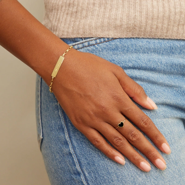 Jennifer Meyer Extra Small Onyx Inlay Heart Ring in 18K Yellow Gold | Fine Rings | Coveti