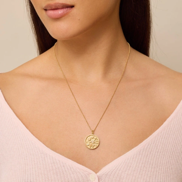 Jennifer Meyer Good Luck Necklace in 18K Yellow Gold | Fine Necklaces | Coveti
