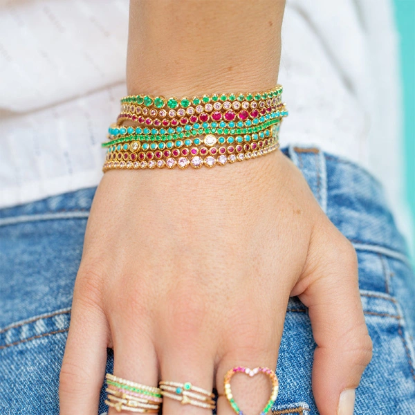 Jennifer Meyer Graduated Emerald Tennis Bracelet in 18K Yellow Gold | Fine Bracelets | Coveti