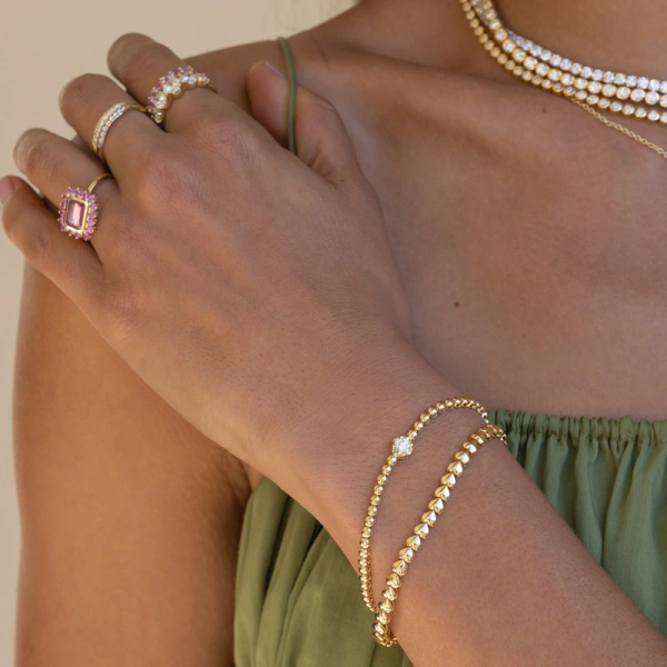 Jennifer Meyer Heart Tennis Bracelet in 18K White Gold | Fine Bracelets | Coveti
