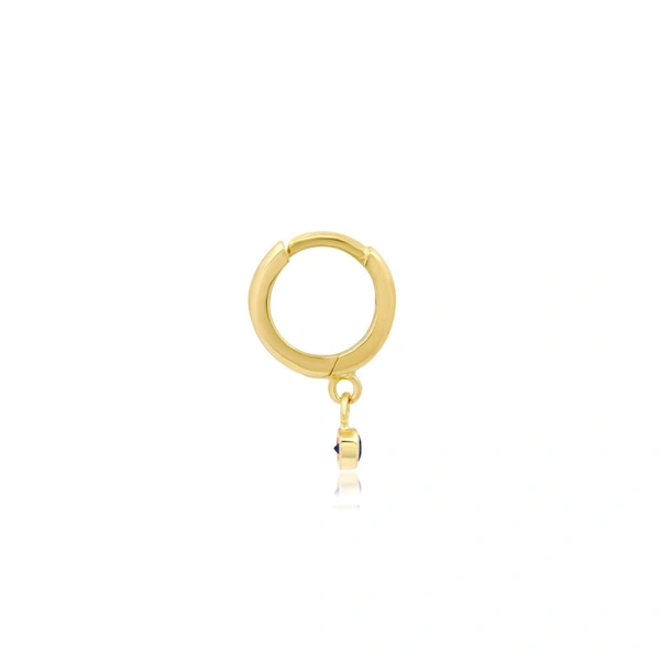 Jennifer Meyer Huggies with Mini Blue Sapphire Bezel Drop in 18K Yellow Gold | Fine Earrings | Coveti