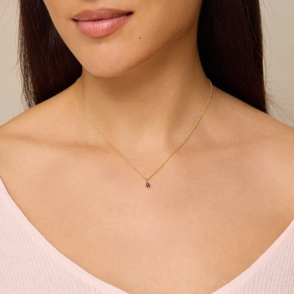 Jennifer Meyer Illusion Set Sapphire Pendant Necklace in 18K Yellow Gold | Fine Necklaces | Coveti