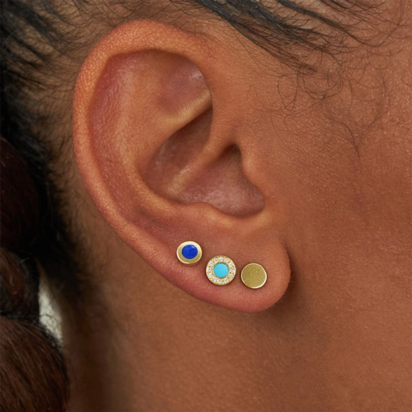 Jennifer Meyer Lapis Inlay Circle Studs in 18K Yellow Gold | Fine Earrings | Coveti