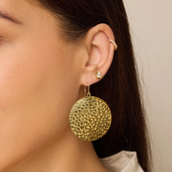 Jennifer Meyer Large Hammered Disc Earrings in 18K Yellow Gold | Fine Earrings | Coveti