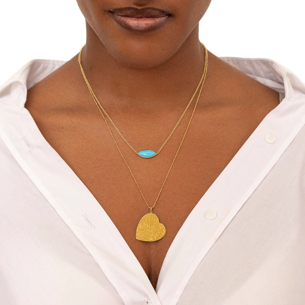 Jennifer Meyer Large Hammered Heart Pendant Necklace in 18K Yellow Gold | Fine Necklaces | Coveti