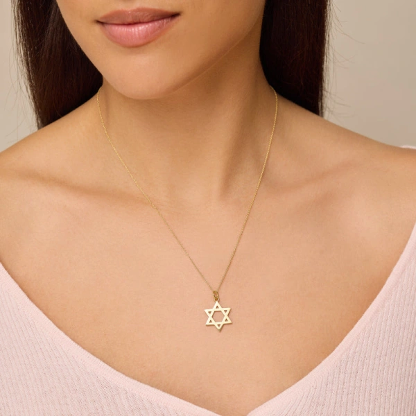 Jennifer Meyer Large Star of David Necklace in 18K Yellow Gold | Fine Necklaces | Coveti