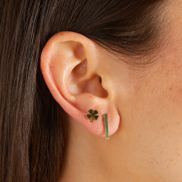 Jennifer Meyer Long Bar Studs in 18K Yellow Gold | Fine Earrings | Coveti
