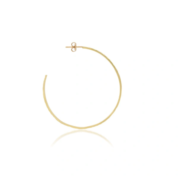 Jennifer Meyer Medium Hammered Ellen Hoops in 18K Yellow Gold | Fine Earrings | Coveti