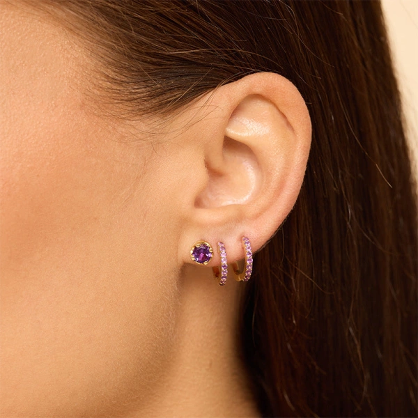Jennifer Meyer Medium Illusion Set Amethyst Studs in 18K Yellow Gold | Fine Earrings | Coveti