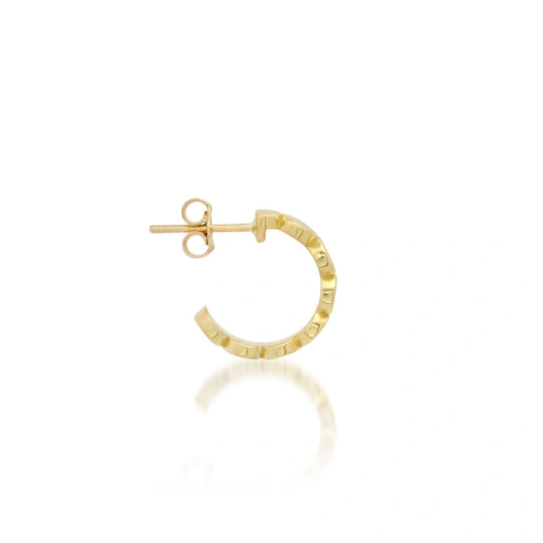 Jennifer Meyer Mini Circle Link Mini Hoops in 18K Yellow Gold | Fine Earrings | Coveti