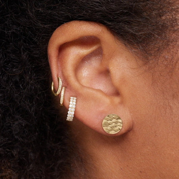 Jennifer Meyer Mini Hammered Disc Studs in 18K Yellow Gold | Fine Earrings | Coveti
