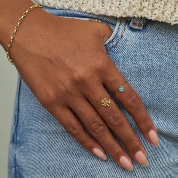 Jennifer Meyer Mini Turquoise Flower Ring with Diamond Center in 18K Yellow Gold | Fine Rings | Coveti