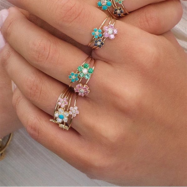 Jennifer Meyer Mini Turquoise Flower Ring with Diamond Center in 18K Yellow Gold | Fine Rings | Coveti