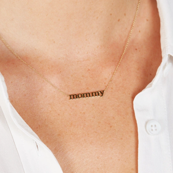 Jennifer Meyer Mommy Necklace in 18K Yellow Gold | Fine Necklaces | Coveti
