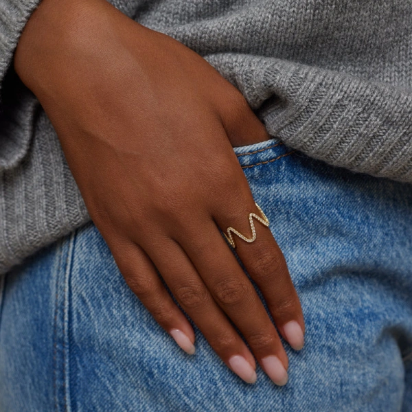 Jennifer Meyer Nancy Diamond Wave Band in 18K Yellow Gold | Fine Rings | Coveti